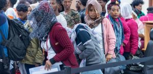 Tercer grupo de refugiados evacuados a Ruanda desde Libia con el apoyo del ACNUR