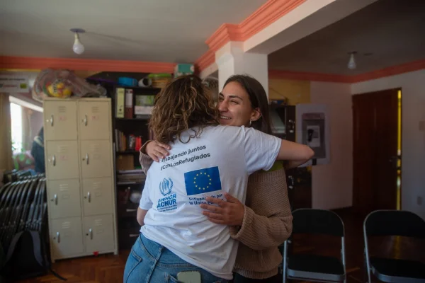 Infografía con fondo liso y texto: El 70% de las mujeres y niñas en contextos de crisis humanitarias sufre violencia de género, una realidad inadmisible.