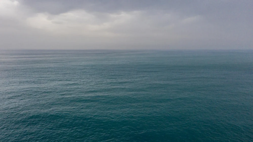 Una vista del mar Mediterráneo desde la ciudad siciliana de Catania, Italia. © ACNUR/Alessio Mamo